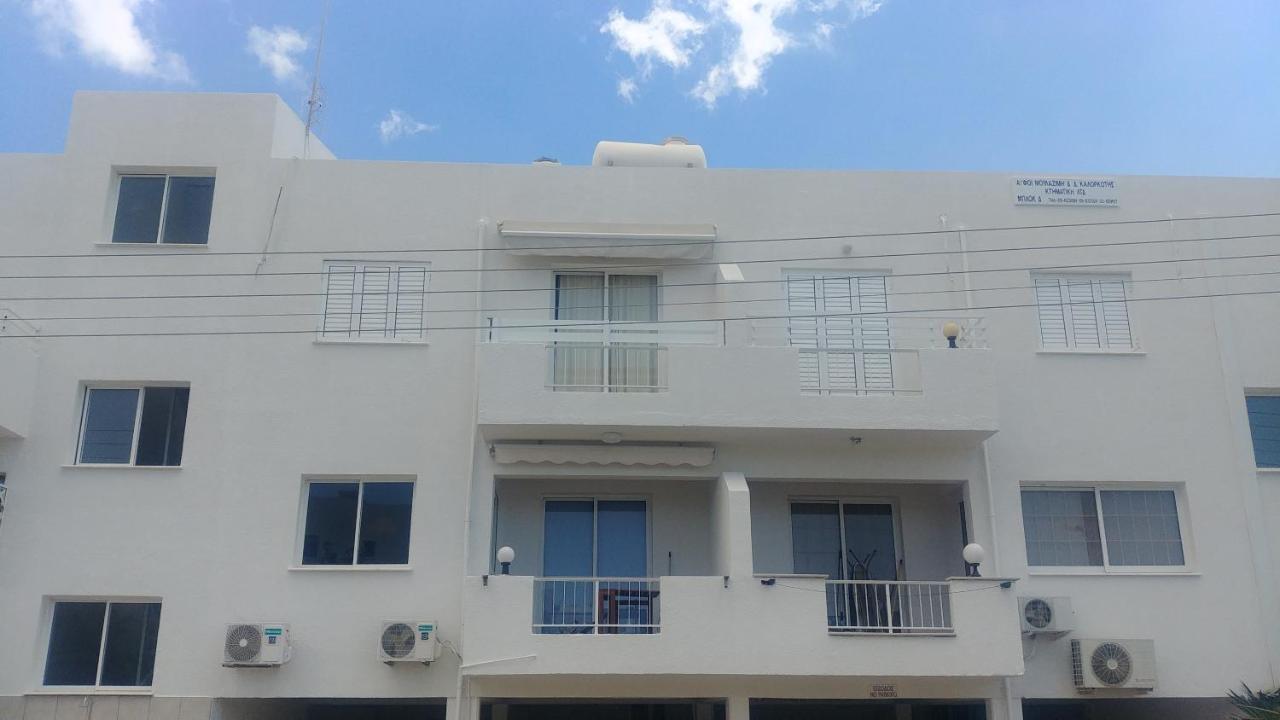 Anemomylos Guesthouse パラリムニ エクステリア 写真