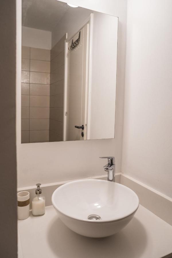 Anemomylos Guesthouse パラリムニ エクステリア 写真